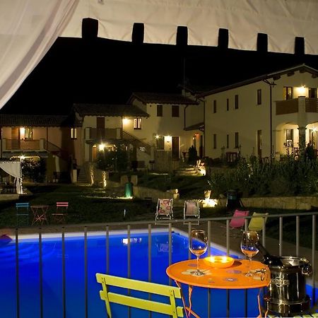 Borgo Le Capannelle Aparthotel Castel Ritaldi ภายนอก รูปภาพ