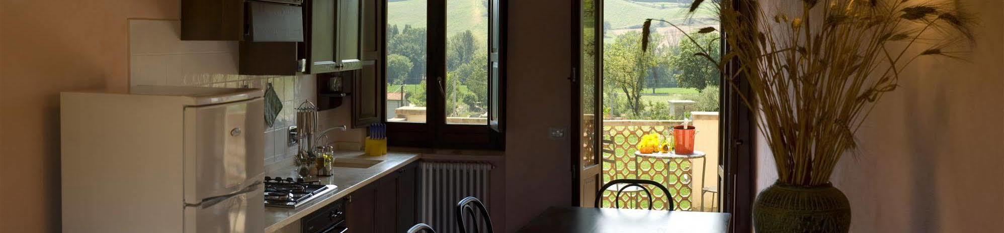 Borgo Le Capannelle Aparthotel Castel Ritaldi ภายนอก รูปภาพ